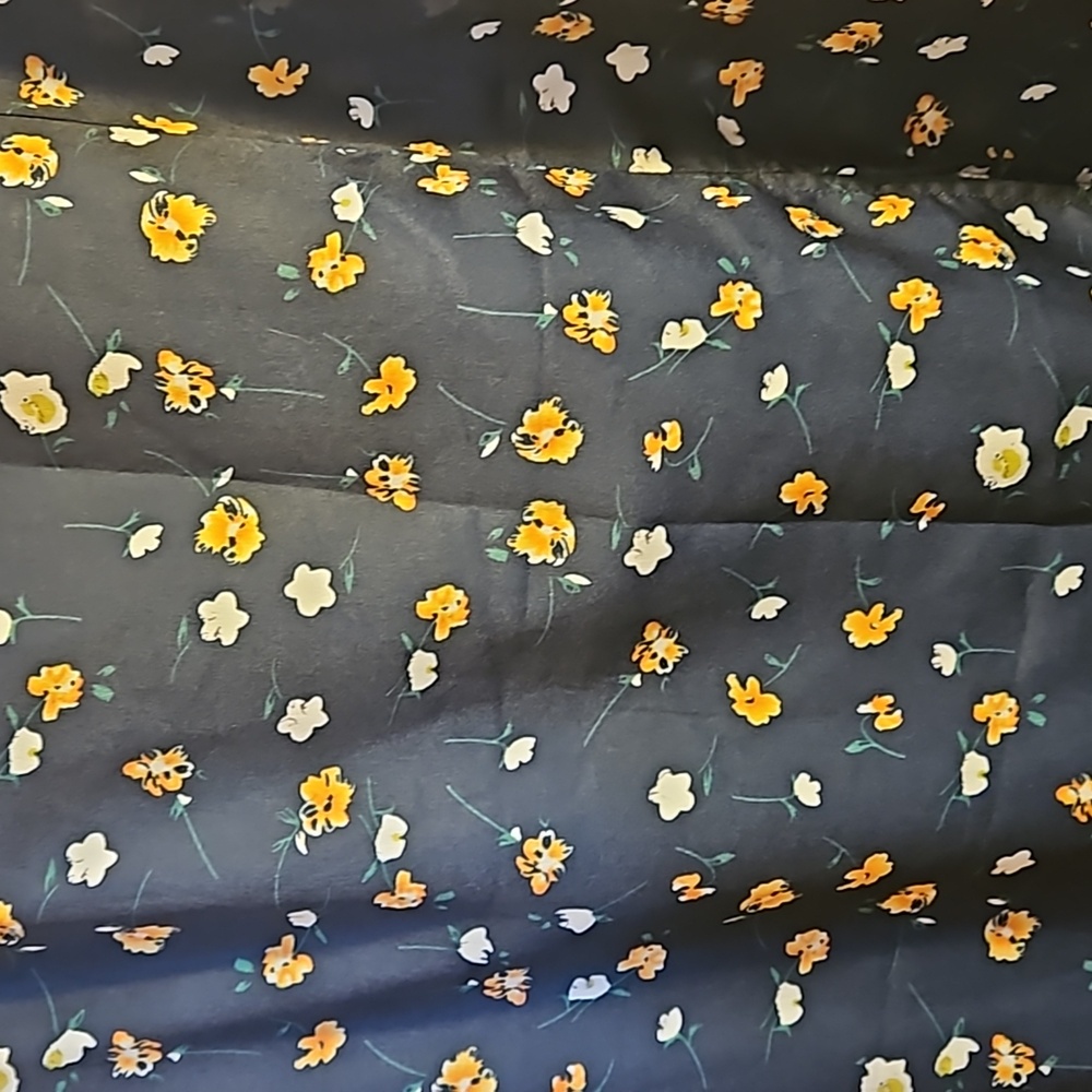 Shein Skirt - Picture 2 of 8